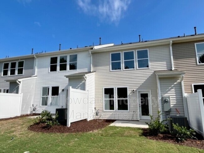Building Photo - 737 Rdg Clf Ln