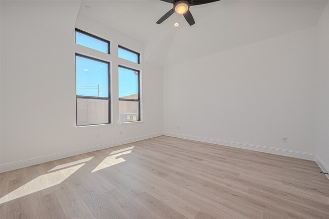 Building Photo - 2315 Red Chip Ln