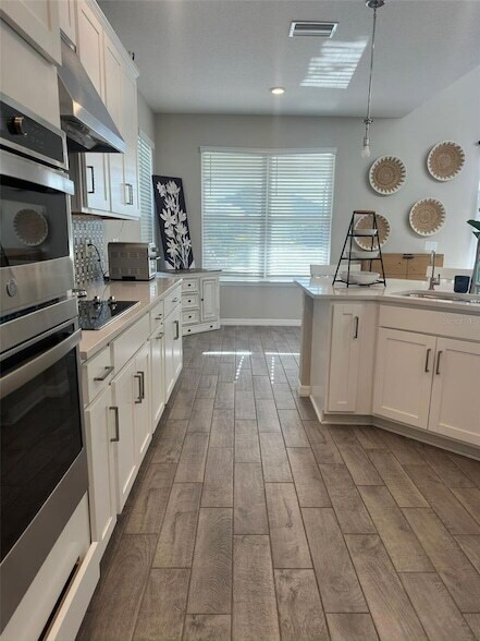 Building Photo - 33805 Astoria Cir