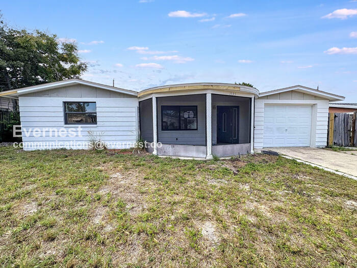 Building Photo - 1535 Toledo St