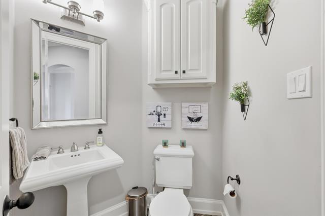Building Photo - 7889 Steeplechase Cir