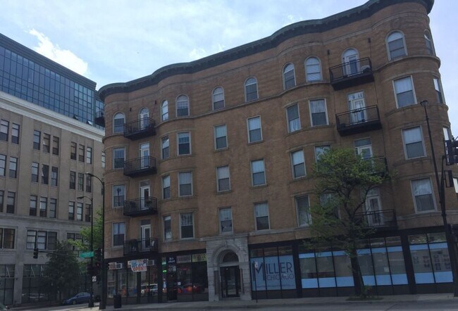 Building Photo - 36 S Ashland Ave