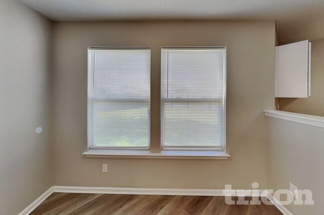 Building Photo - 7771 Mistflower Ln