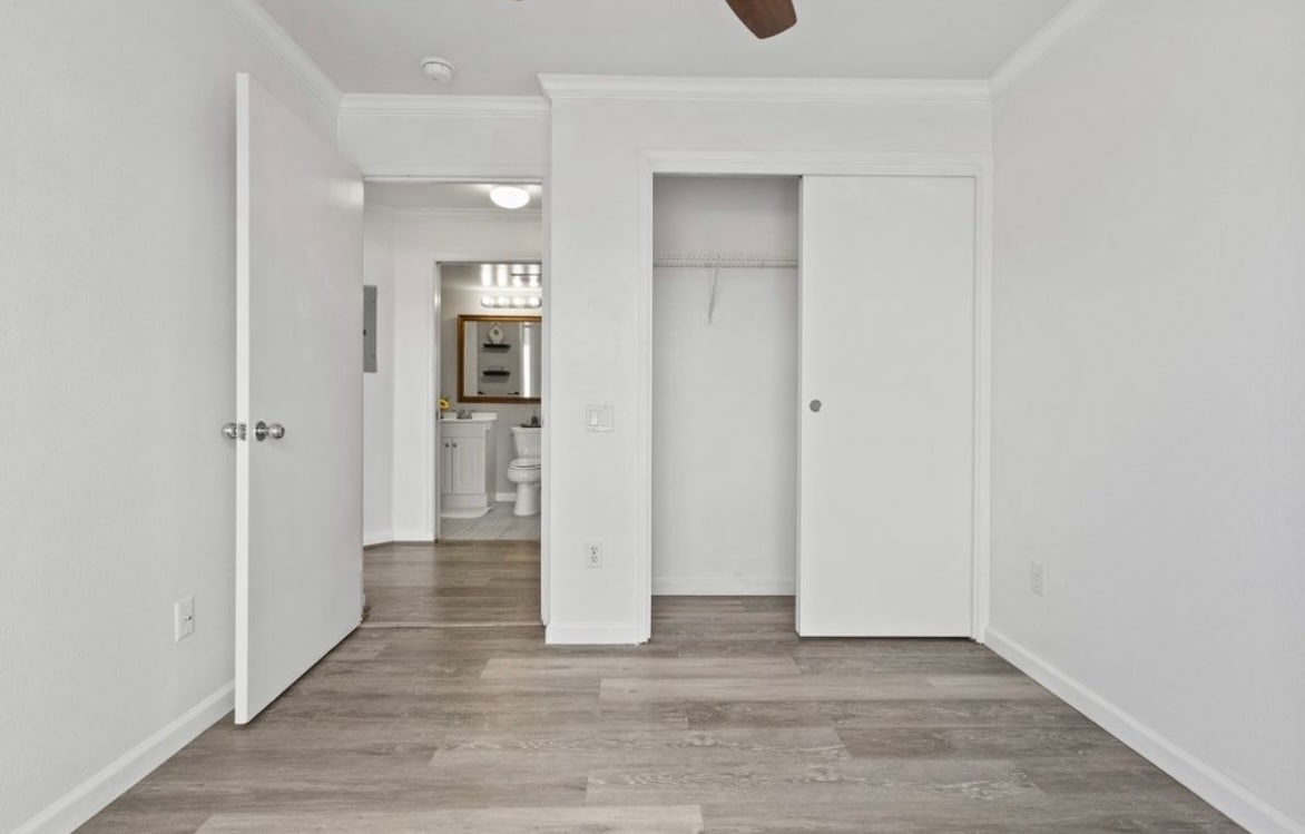 Building Photo - 91-1213 Kaneana St