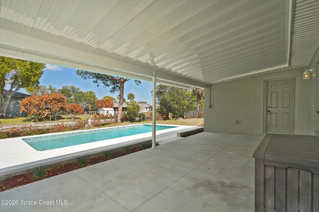 Building Photo - 540 Elliott Dr