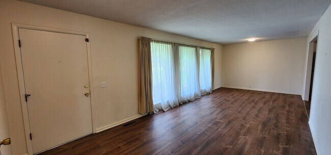 Building Photo - 6836 Bacon Ln