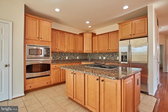 Building Photo - 42649 Macauley Place