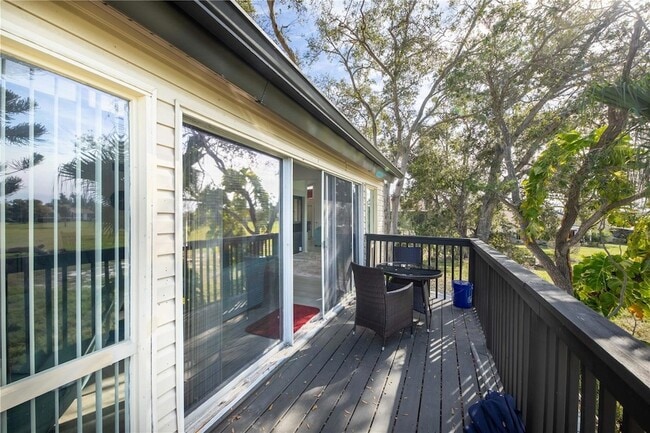 Building Photo - 722 White Pine Tree Rd