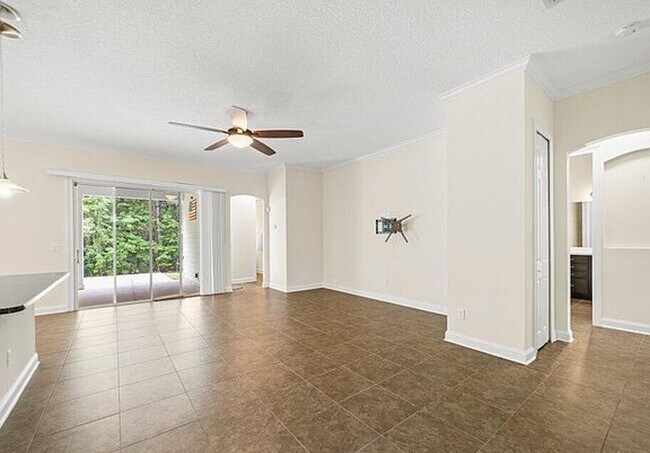 Building Photo - 79665 Plummer's Creek Dr