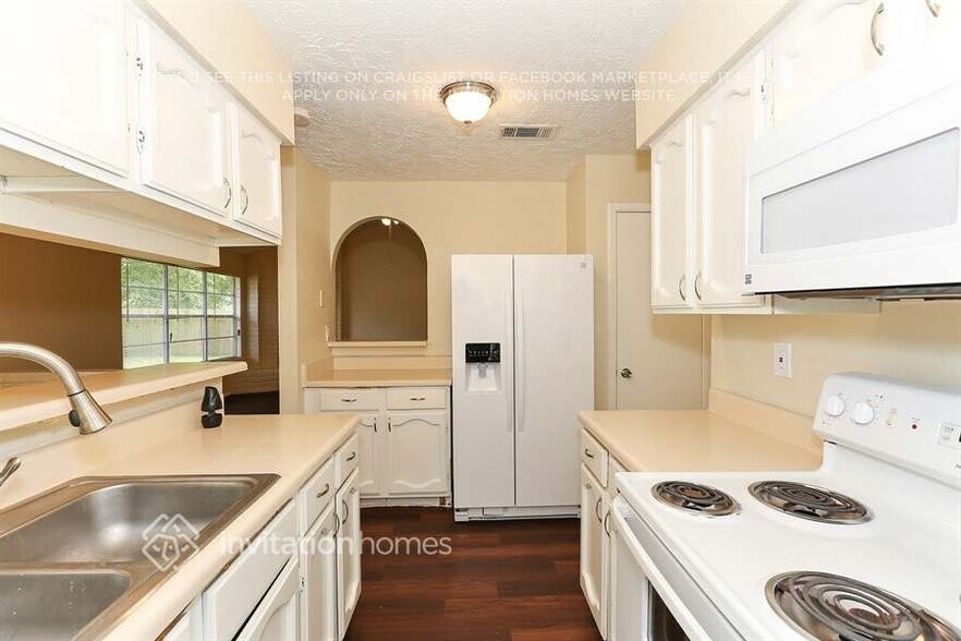 Building Photo - 5826 Walnutgate Dr