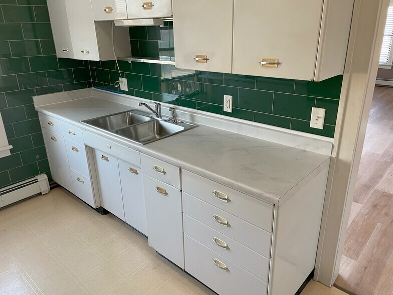 Building Photo - 1520 9th St