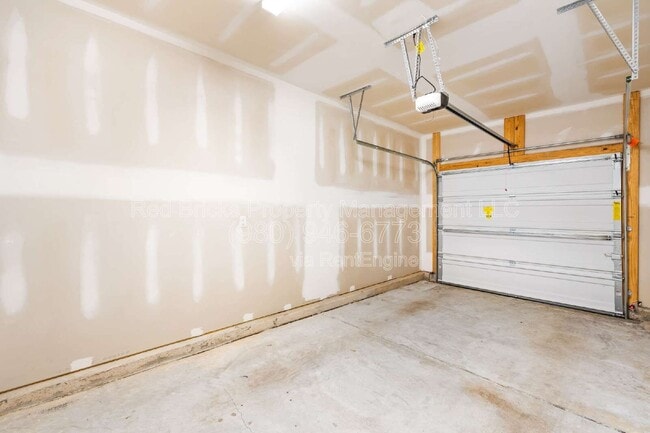 Building Photo - 229 Quinn Rd