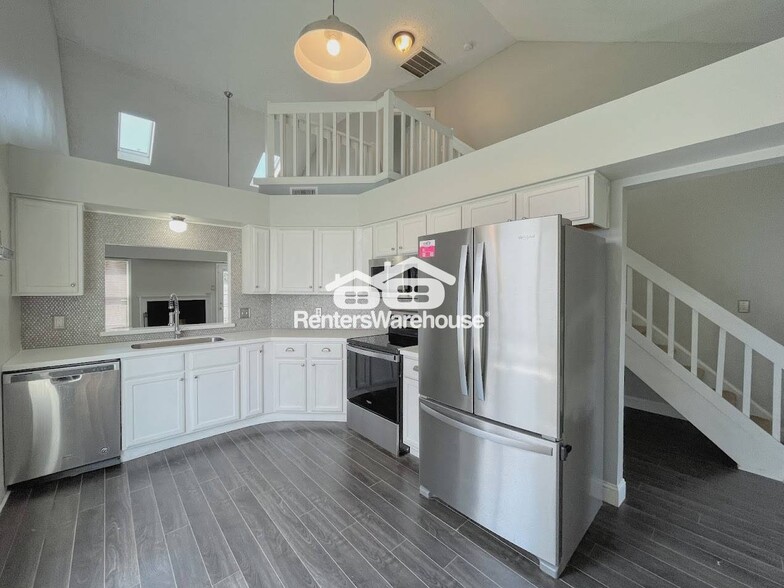 Building Photo - 1497 Eddystone Dr