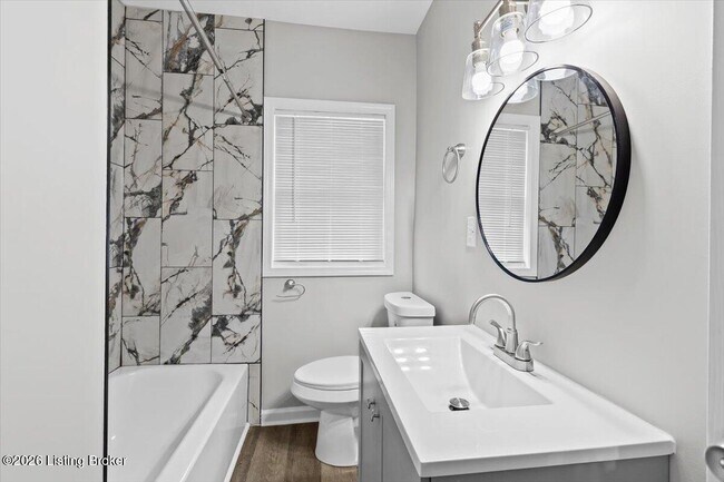 Building Photo - 1018 S 47th St