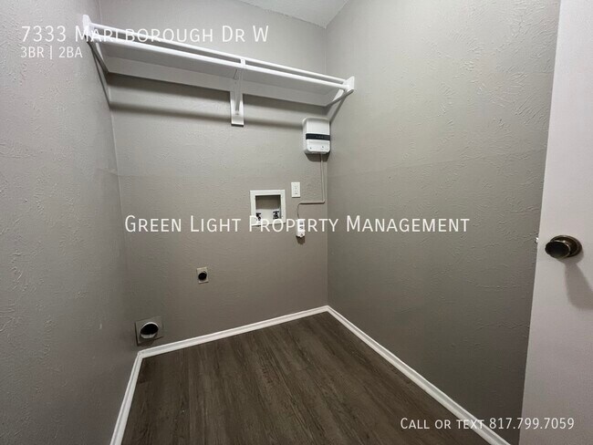 Building Photo - 7333 Marlborough Dr W