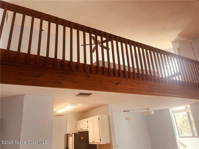 Building Photo - 9632 Riverside Dr