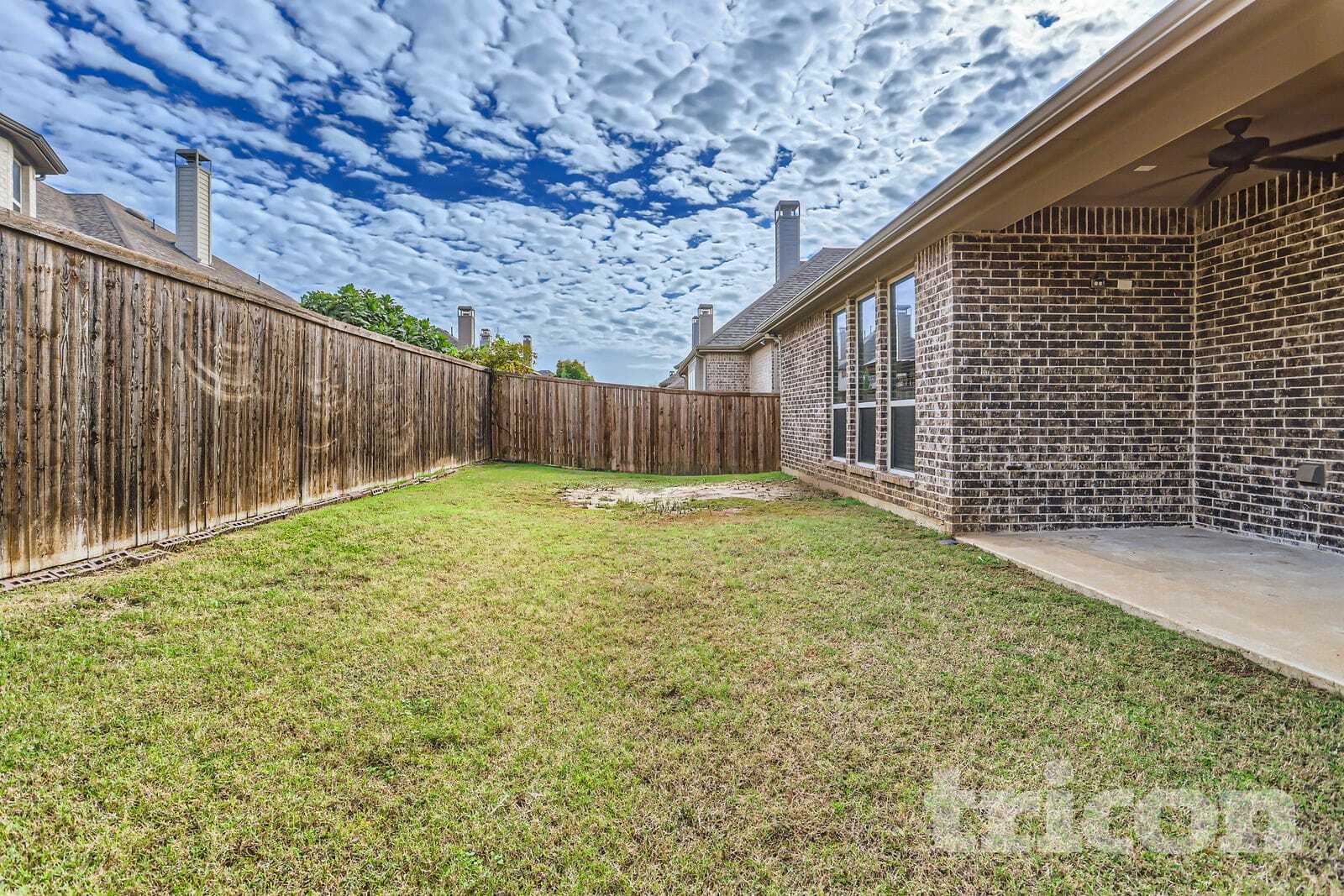 Building Photo - 401 Winehart St