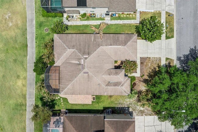 Building Photo - 237 Strathmore Cir