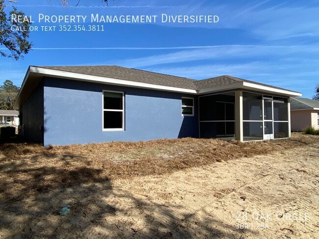 Building Photo - 28 Oak Cir