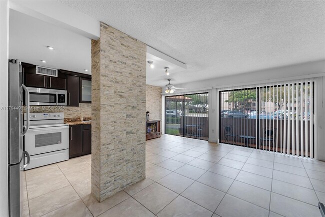 Building Photo - 5800 SW 127th Ave