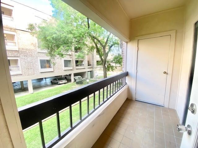 Building Photo - 2209 S Braeswood Blvd