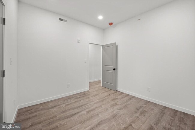 Building Photo - 3623 N 21st St