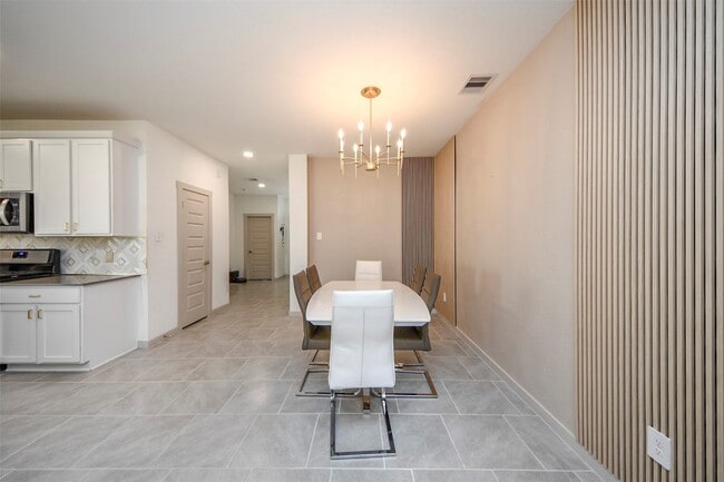Building Photo - 28938 Yukon River Ct