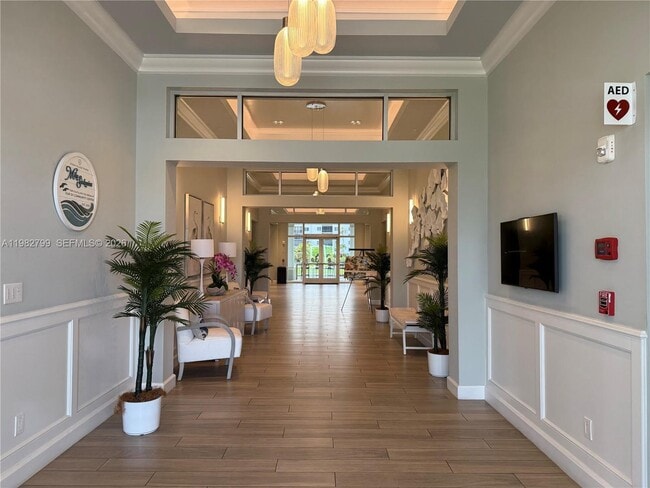 Building Photo - 2400 S Ocean Dr