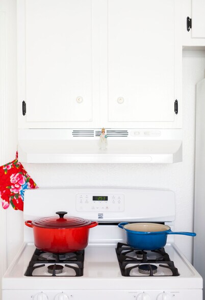 Building Photo - 319 W Anapamu St