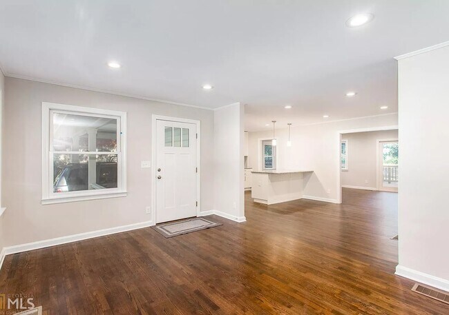 Building Photo - 3470 Jackson Drive