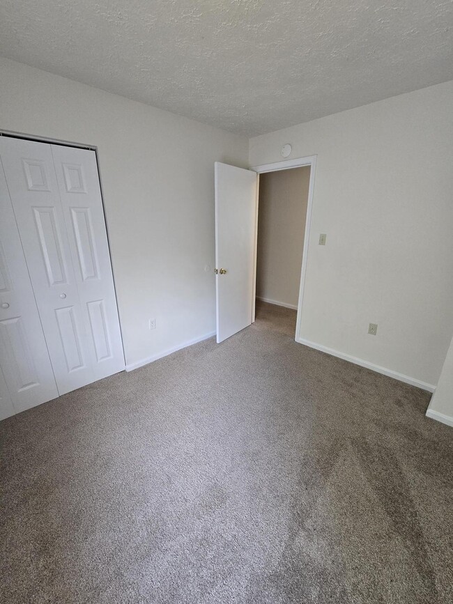 Building Photo - 4054 Cottontop Ct