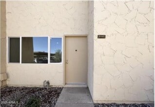 Building Photo - 8055 E Thomas Rd