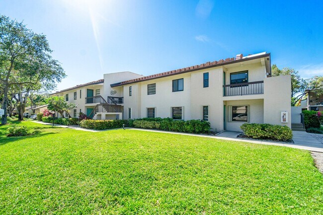 Building Photo - 8436 Cypress Ln