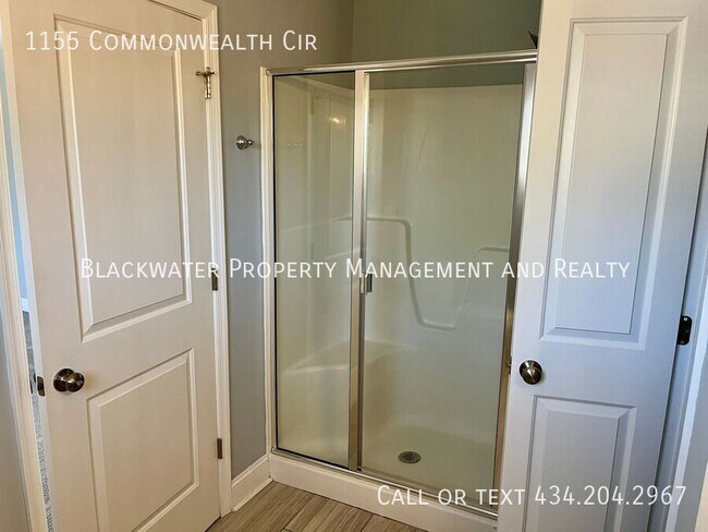 Building Photo - 1155 Commonwealth Cir