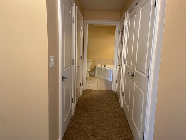 Building Photo - 285 Centennial Olympic Park Dr NW