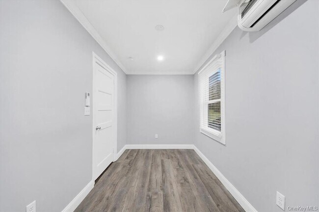 Building Photo - 39 Helena Ave