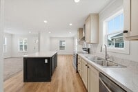Building Photo - 2110 24th St NE