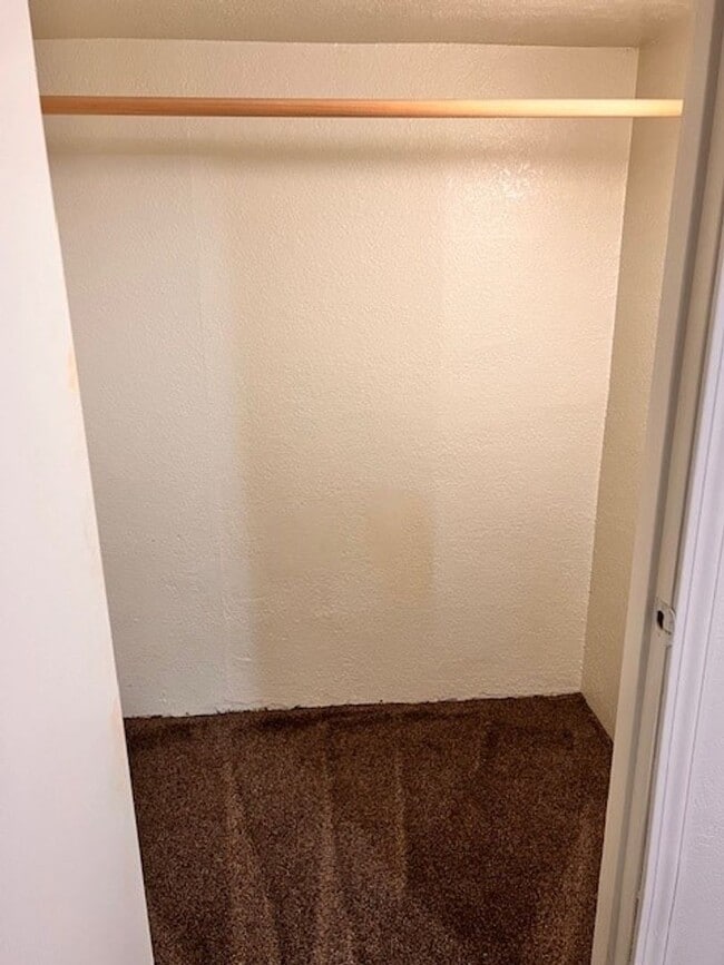 Building Photo - 1471