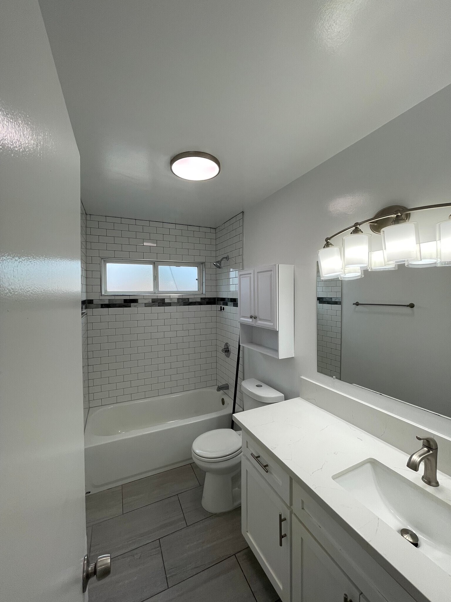 Building Photo - 3200 Cheviot Vista Pl