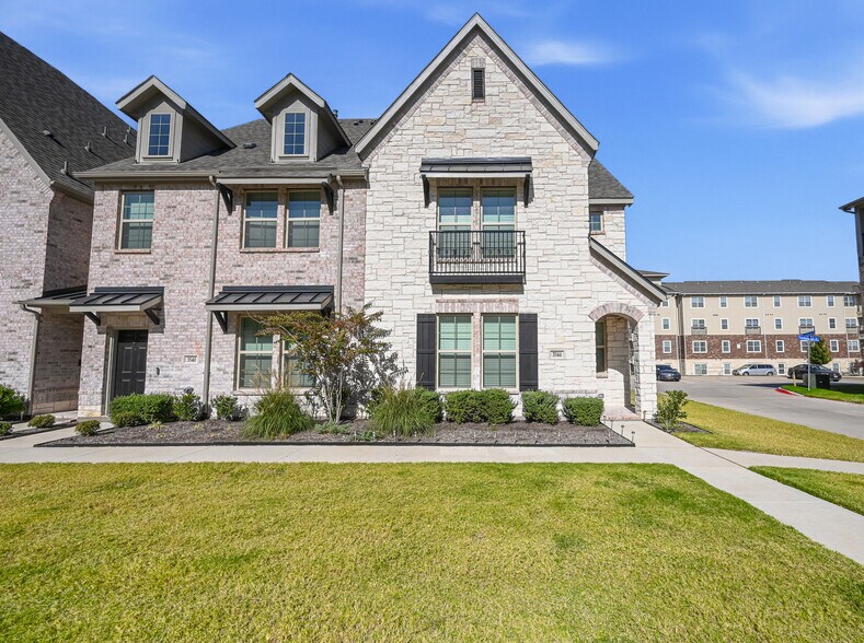 Building Photo - 3544 Thistlewood Dr