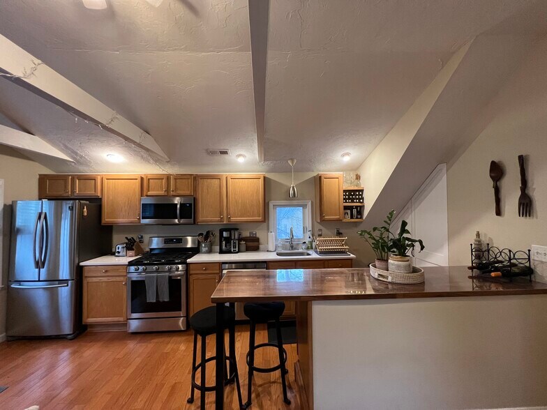 Building Photo - 3 Knox Ct