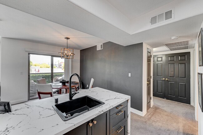Building Photo - Fully Furnished 3BD/2BA in SW Vegas | Gate...