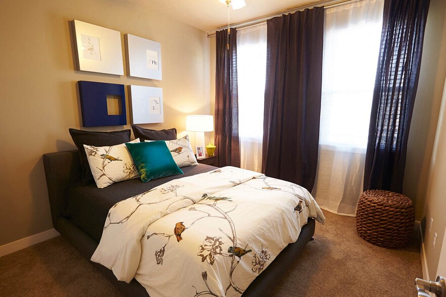 Building Photo - The Cole