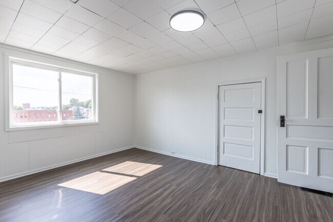 Building Photo - 123 Beltzhoover Ave