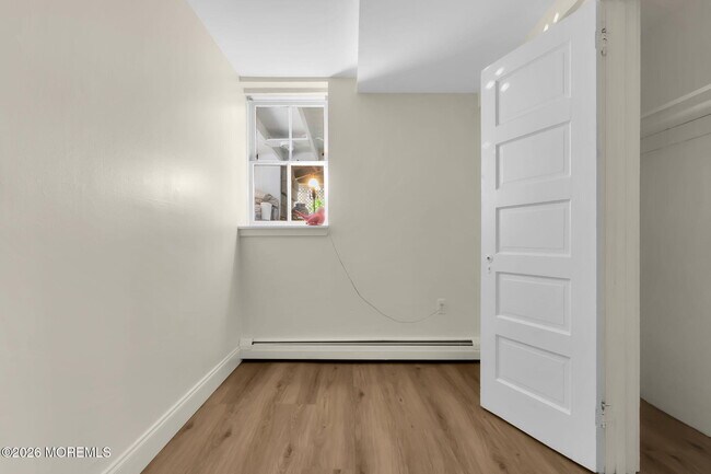 Building Photo - 69 Mt Tabor Way