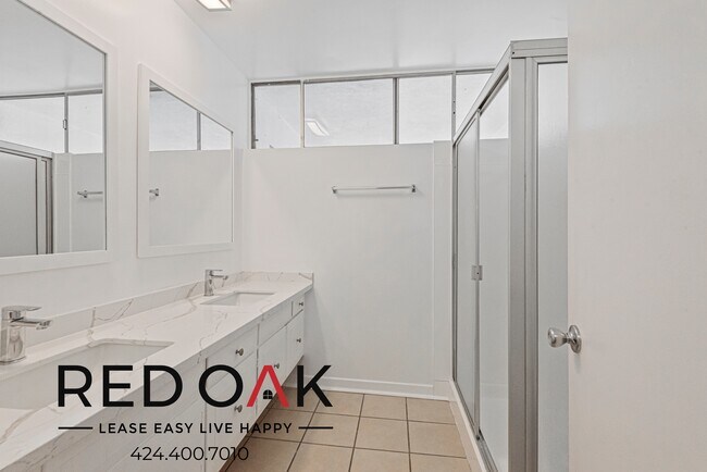 Building Photo - ~2 Weeks FREE~ Gorgeous Two Bedroom with S...