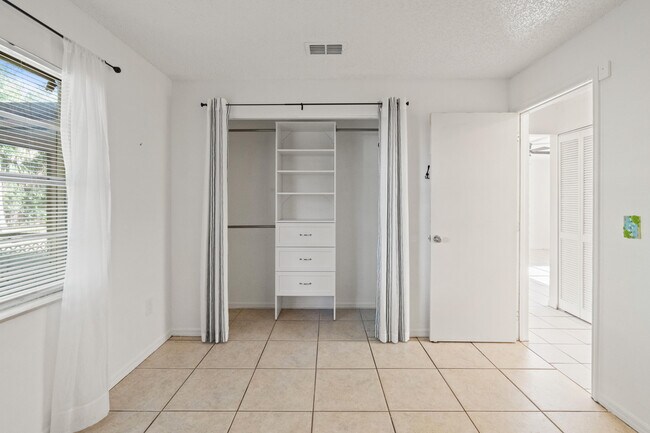 Building Photo - 1352 Tilberg Ave NW