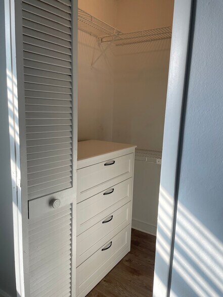 walk-in closet in bedroom 2 - 815 W Pensacola St