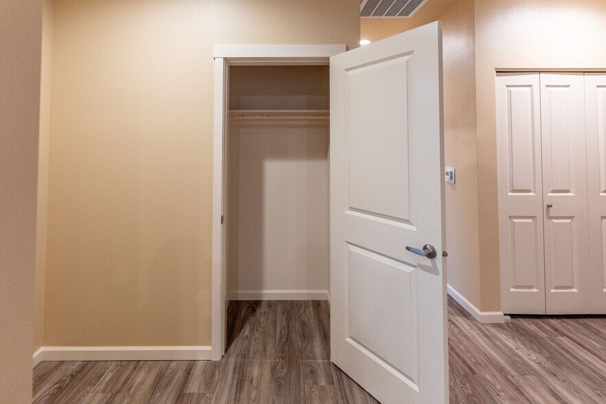 Building Photo - 5803 Joynak St S