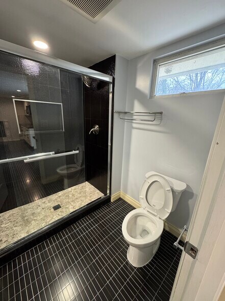 Building Photo - 7209 Needwood Rd